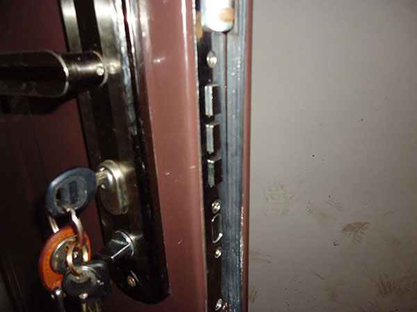 望谟防盗门换锁芯注意事项